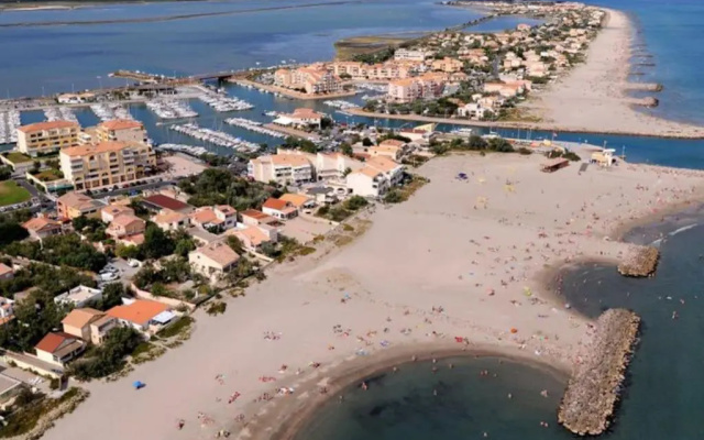 Superbe appartement avec vue sur la mer et port