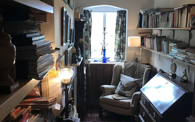 Lower Buckton Country House - Sleeps 12