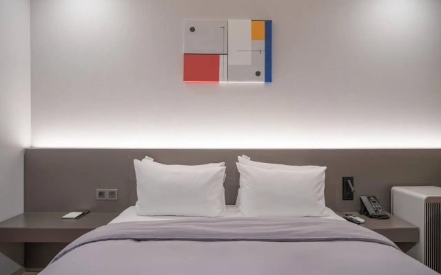 ACT Hotel