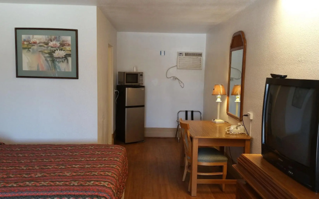 Tri-State Inn
