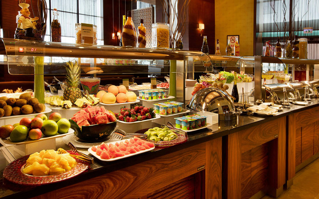 DoubleTree by Hilton Hotel Van
