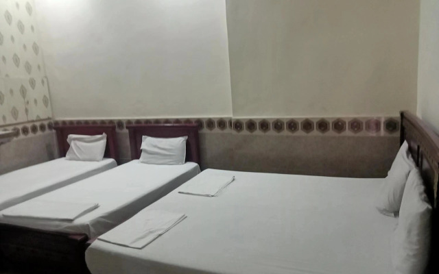 De-Metro Guest House