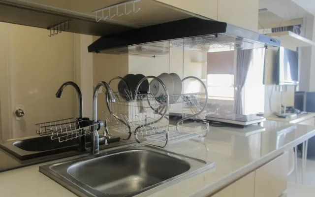 Comfort Minimalist Studio at Parkland Avenue Apartment