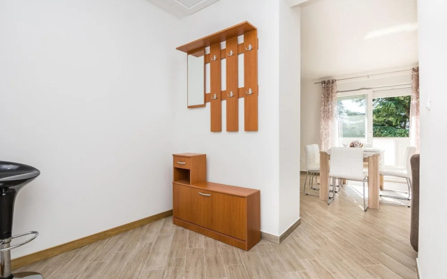 Pool Apartment Bakija 2