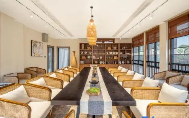 Chongqing Lewen Yard Hotel (Changshou Lake)