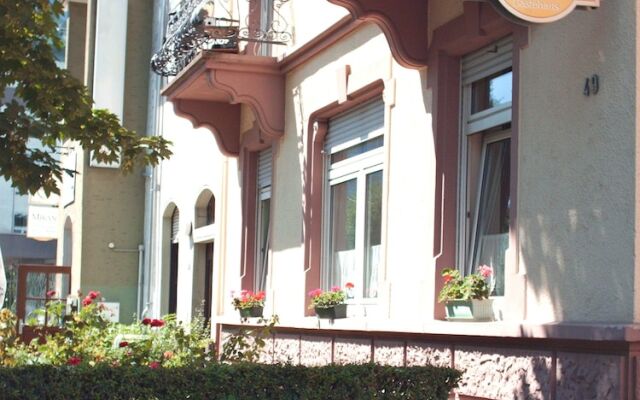 Отель Acasa Bed & Breakfast вид на фасад
