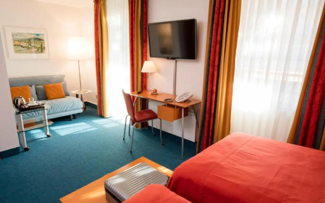Maurers Zollamt Hotel