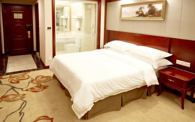 Vienna Shanghai Hongqiao National Convention and E