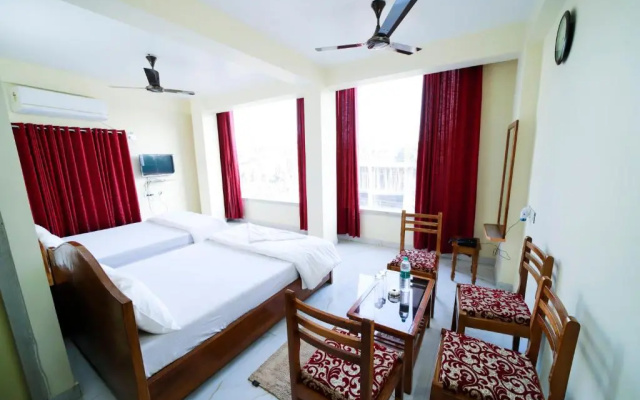 Rishika Ac Banquet And Guest House