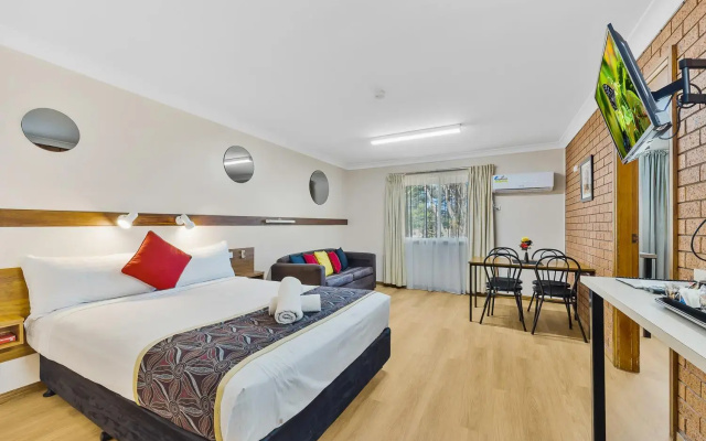Castlereagh Motor Inn
