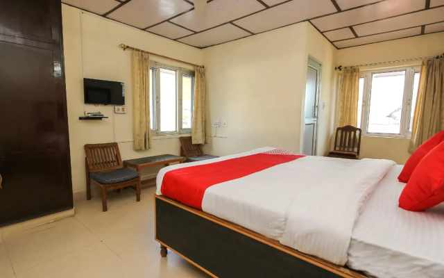 OYO 24525 Hotel Country Lodge