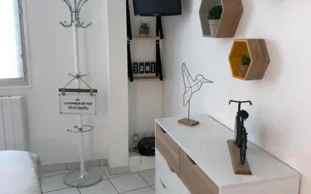Studio Porte du Croux (Adults Only)