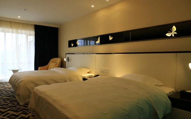 D Mark Hotel