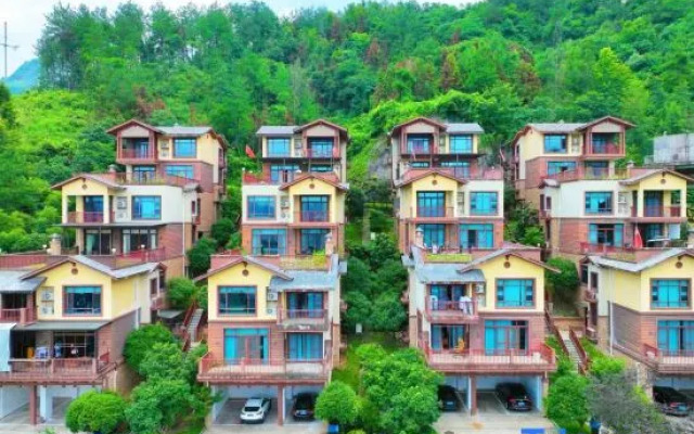 Giverny Manyue Villa Hotel (Zhangjiajie National Forest Park Branch)