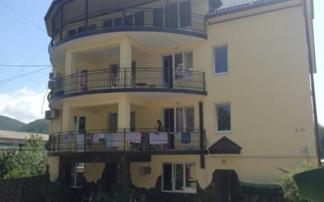 Guest House on Pavlova