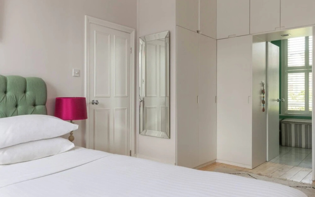 Lyme Terrace by Onefinestay