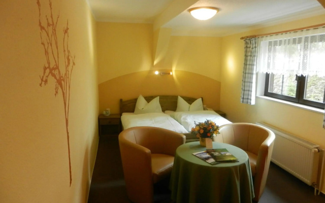 Waldgasthof & Hotel Am Sauwald