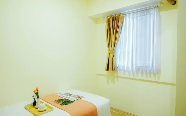 Relaxing 2Br With Working Room Apartment Meikarta