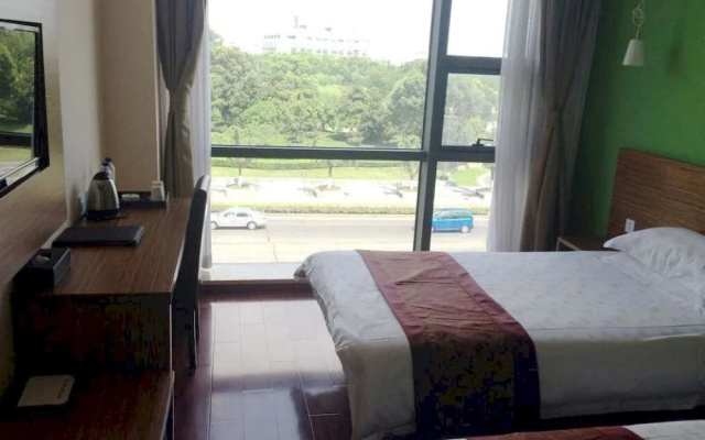 Motel 268 Business Hotel