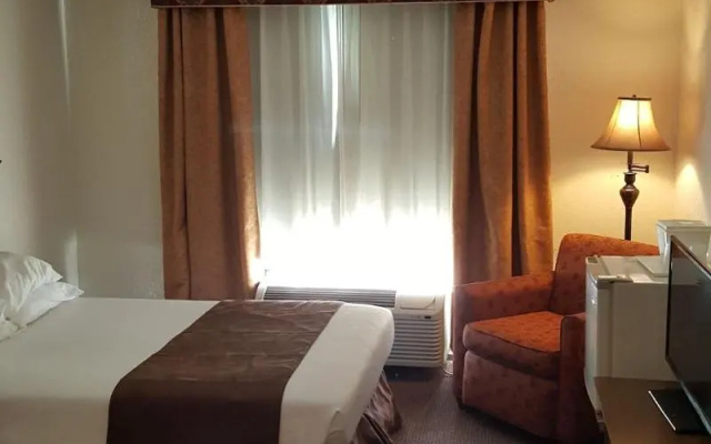 Americourt Hotel