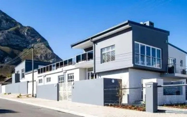 Whale Coast Villa