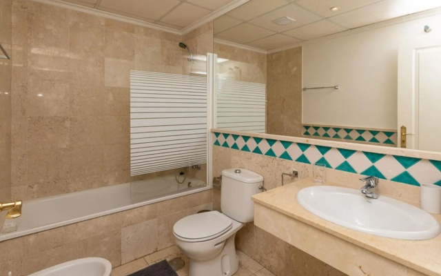First line beach apartment 318