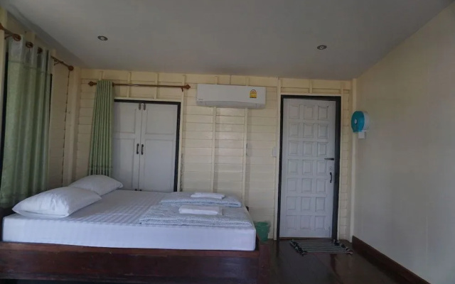 Reunmai Sametngam Resort