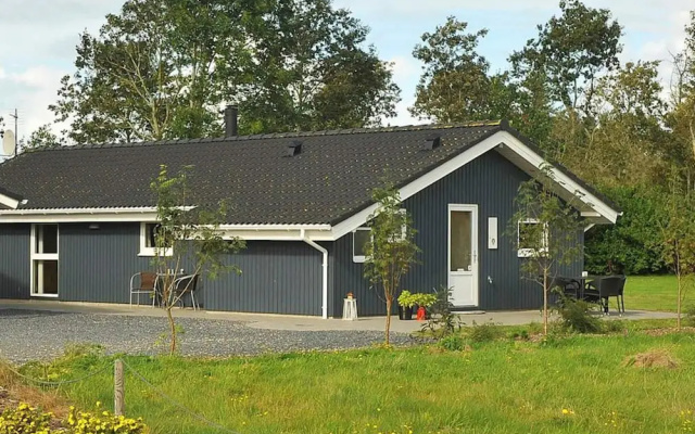 6 Person Holiday Home in Oksbol