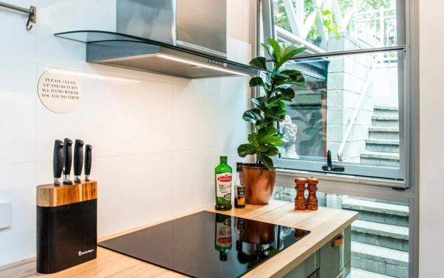 Charming Studio With Rooftop Terrace