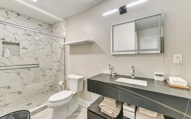 Charlotte Gem w/ Deck & Community Amenities