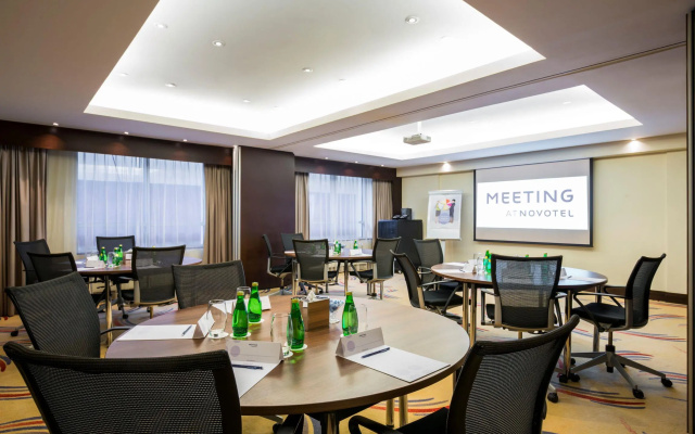 Novotel Deira Creekside Dubai 