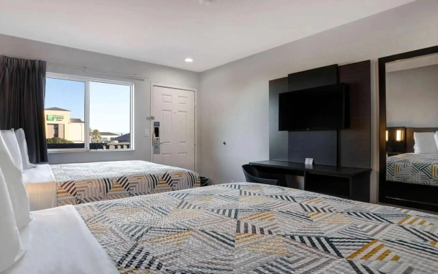 Motel 6 Eureka, CA – Redwood Coast