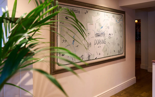 The White Horse - A Heartwood Inn