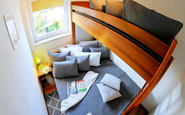 Comfortable 3-room Apartment Close to the sea
