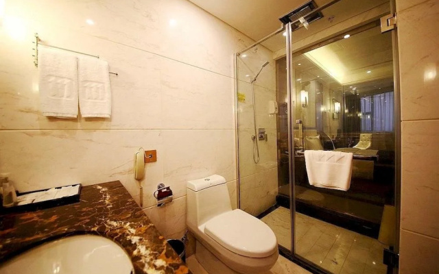 Hollyear XK Hotel