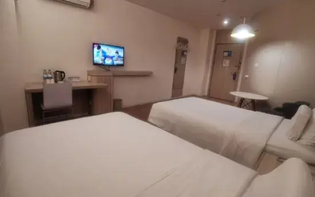 HanTing Hotel (Pinghu Xinhua Middle Road)