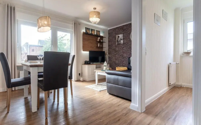 Apartment in Westerdeichstrich Near North Sea