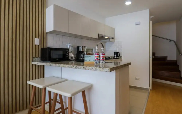 w Deluxe 1BR Duplex in the Heart of Barranco