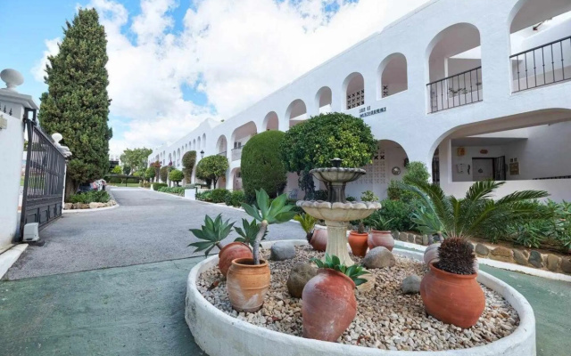 Azahara1 Beautiful apartment frontline golf