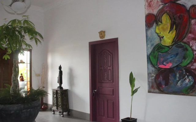 3 Monkeys Villa Hotel