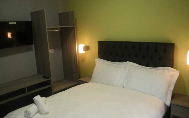 Spring Bank ApartHotel