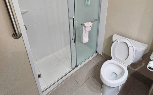 Comfort Inn & Suites Geneva - West Chicago