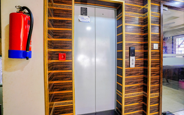 Fabhotel Ramjis Residency