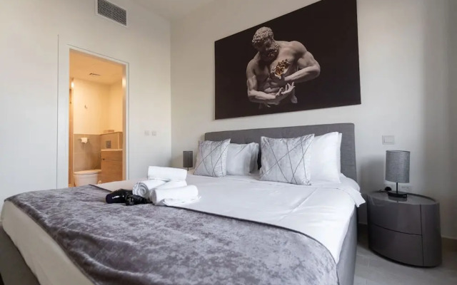 Jumeirah Golf Estates Sleeps 2 With Balcony Views