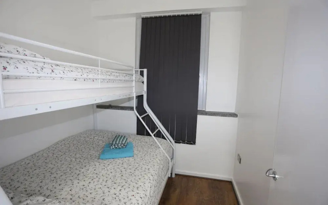 Beautiful 2 beds Woolwich Central Apt
