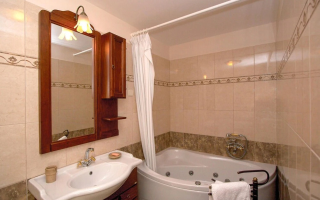 Beautiful Home in Krnica With Wifi and 2 Bedrooms