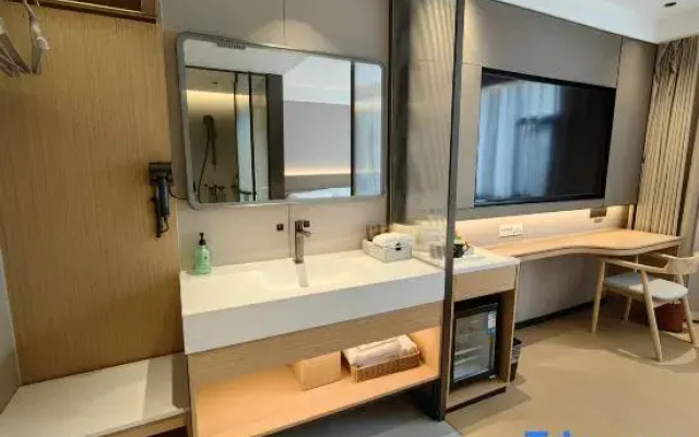 Wyndham Super 8 Yue Hotel (Chunxi Road Taikoo Li Branch)