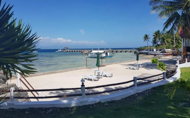Tauig Beach Resort
