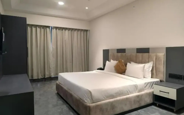 Heaven X Inn Hotel