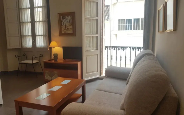 Stylish And Spacious 1 Bedroom Flat In Trendy Area